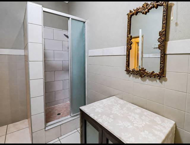 4 BEDROOM HOUSE FOR SALE IN LYTTELTON MANOR